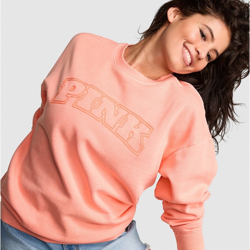 NWT Victoria’s Secret Ivy Fleece Oversized Crew Sweatshirt. SOLD OUT. Size- L